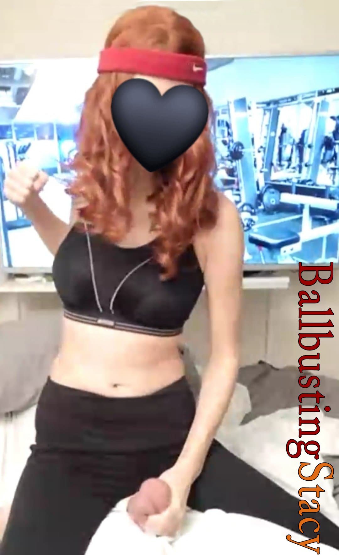 Is everyone keeping fit!? I did an intense #Ballbusting #HomeWorkout on my Onlyfans. I repeatedly squeeze