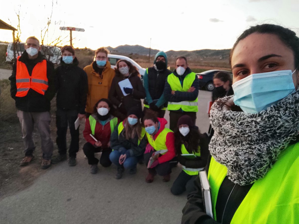 Hoy salida de Geología Ambiental y Patrimonio de nuestros alumnos de 4°curso😉Visitas al Puerto de la Cadena, Bahía de Portman, Albatera. Interesantísima asignatura en la que aprendemos cómo gestionar los proyectos, sus impactos ambientales y las medidas de restauración a aplicar