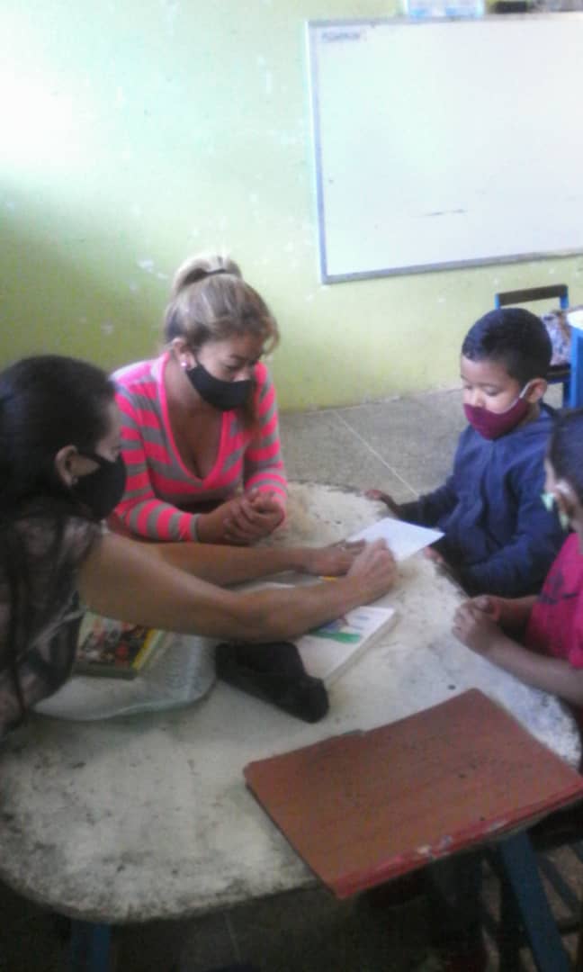 UENMIGUELANGEL's tweet photo. Este día #Sábado #05Dic continuamos #Activos con dos #PuntosDeAsesoriaPedagogica...
#VenezuelaVota 
@ZonaEducTachira @MPPEDUCACION @charlychaves @Div_Ini_Pri_Esp @circuito322 https://t.co/aBnsJ0bsn8