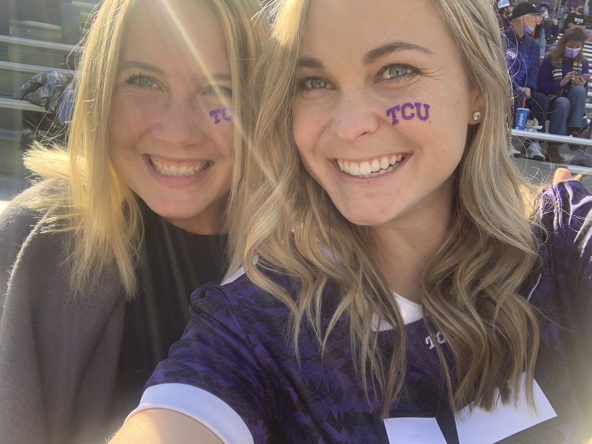 EliseSchraer's tweet photo. #gofrogs 🤍 https://t.co/lMFWoc580F