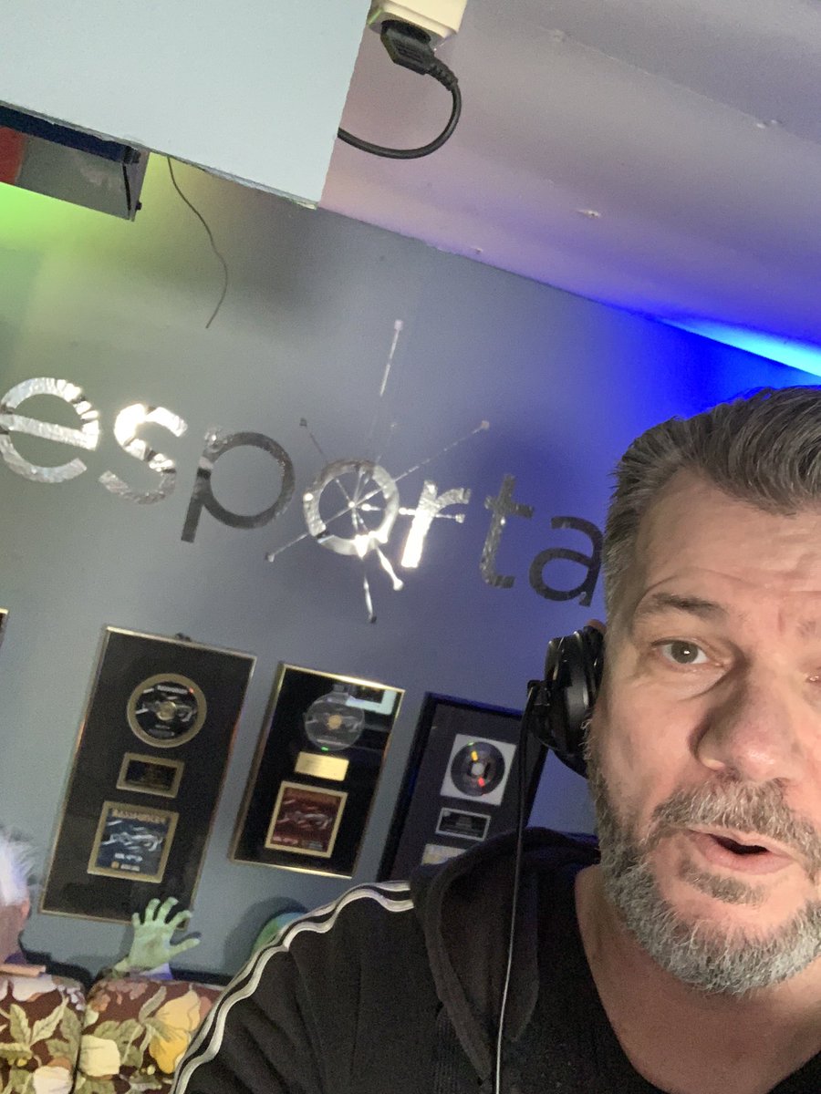 Frisk från covid-19 och firar med en dj stream. Imorgon blir det game på <a href="/esportalcom/">Esportalcom</a> med <a href="/tommyekdahl/">ExZiT</a>