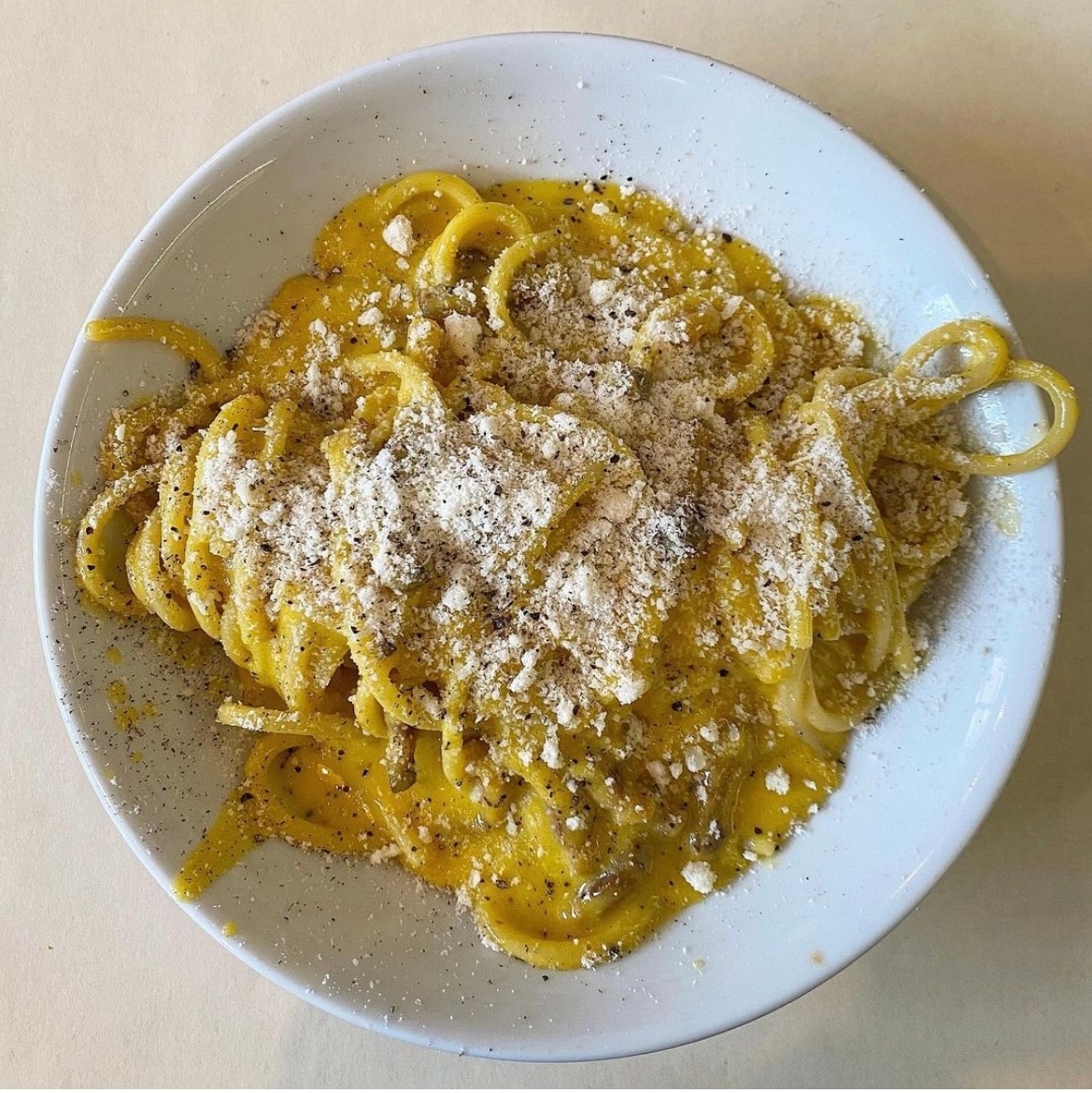 Who is in the mood for a delicious pasta dish? 🙌 shop some pasta on sognotoscano.com!⁠
.⁠
.⁠
.⁠
📷 @al_frenk