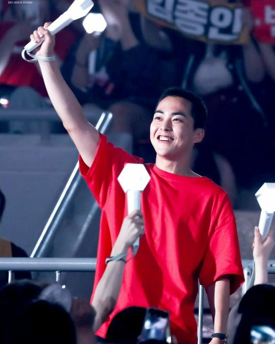 SUHO_Latam's tweet photo. Desde que país esperamos el regreso de Xiumin?

Aquí desde Perú
#XiuminYouServedWell #어서와_시우민 #추운겨울_피어난_기적의눈꽃 #WelcomeBackXiumin @weareoneEXO https://t.co/jXdg2Yvii8