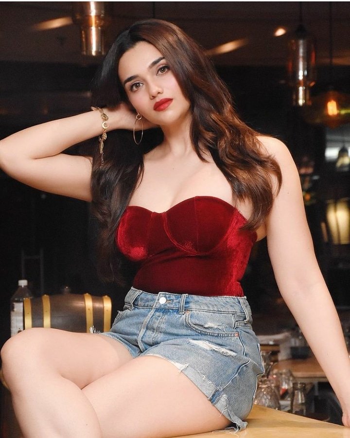 anythingevery2's tweet photo. @purvimundada ๐ฅโค๏ธ
Follow ==>>@celebanything
.
.
.
.
.
#purvimundada #celebanything #stunning #purvi #cid #anshasayed #daya #abhijeet #dayanandshetty #cidians #sachin #shivajisatam #shreya #acppradyuman #hrishikeshpandey #drtarika #adityasrivastava #comebackcid #pankaj https://t.co/duoDpEORNv