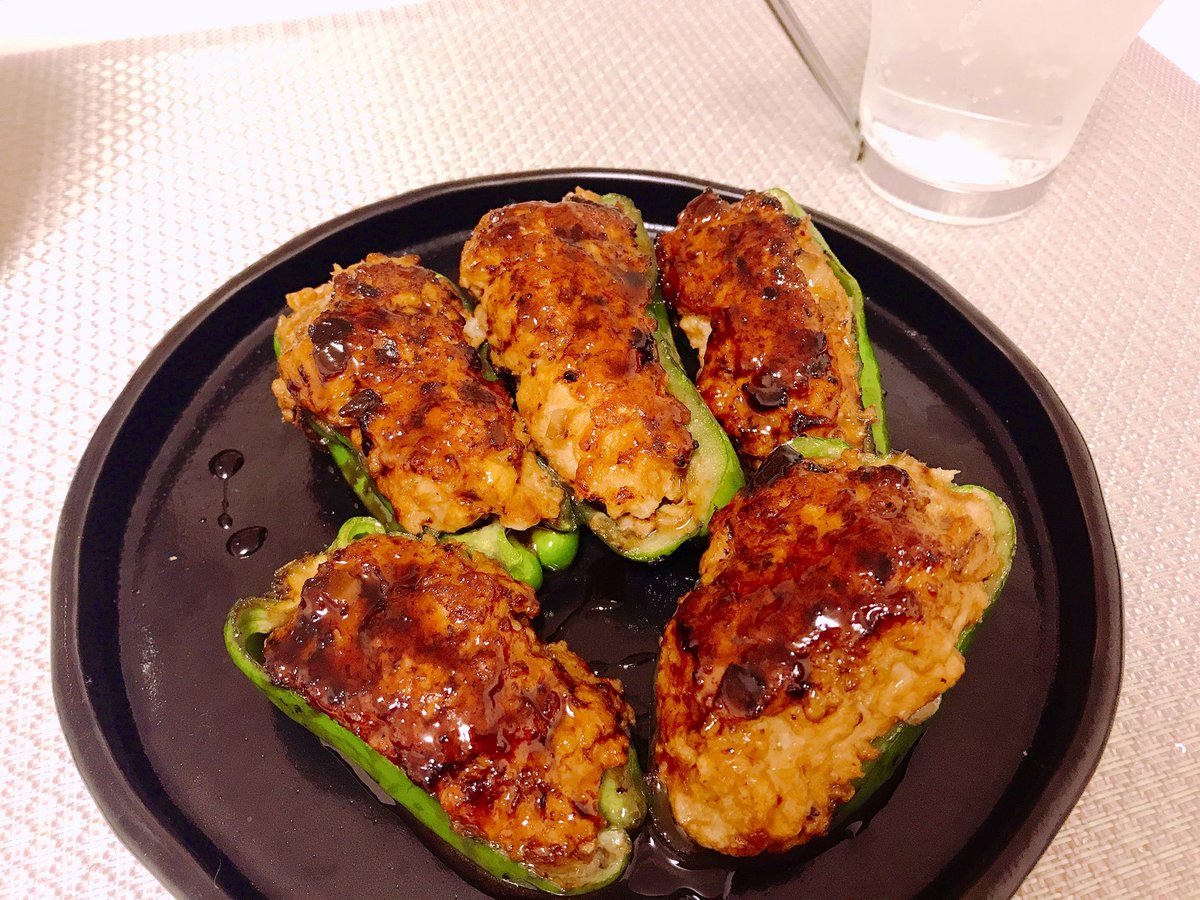 めめこ En Twitter 夜ご飯は このレシピでピーマンの肉詰めを作った パン粉とはんぺんのおかげかもう肉汁がじゅわじゅわで ミッチリお肉を詰め ても鶏ミンチだからか重くない ペロッと食べれてしまった 残りはお弁当用に冷凍した T Co Qrdbpsysgv めめこ En Twitter 夜ご飯は このレシピでピーマンの肉詰めを作った パン粉とはんぺんのおかげかもう肉汁がじゅわじゅわで ミッチリお肉を詰め ても鶏ミンチだからか重くない ペロッと食べれてしまった 残りはお弁当用に冷凍した T Co Qrdbpsysgv