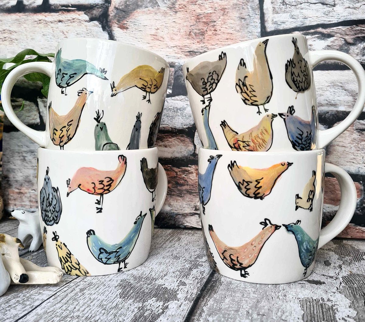 HarrietLowther's tweet photo. 4 chicken mugs listed on my website https://t.co/kv5FfavmZu #chickensoftwitter #chickengift #smallbiz #shopsmall https://t.co/nIrrkdoVcN