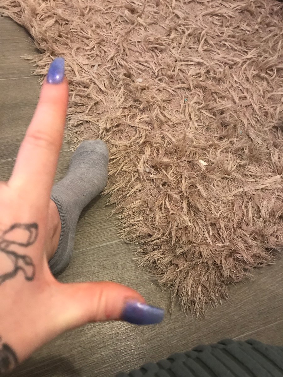 manda_mistress's tweet photo. You wanna be my bitch #Findom #Femdom #Footfetish https://t.co/Tc7mW9UUtz