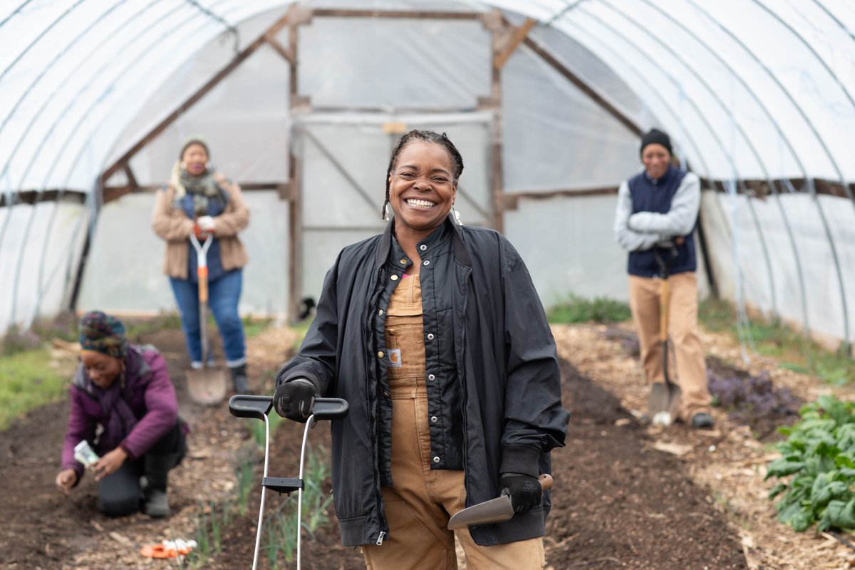 "There used to be buildings here before this became our community farm...we’re all one group as the Farm Alliance of Baltimore, and we all have urban farms. And we work together."—Kimberly Raikes at  @FarmWhitelock  #WorldSoilDay ( Miriam Doan)