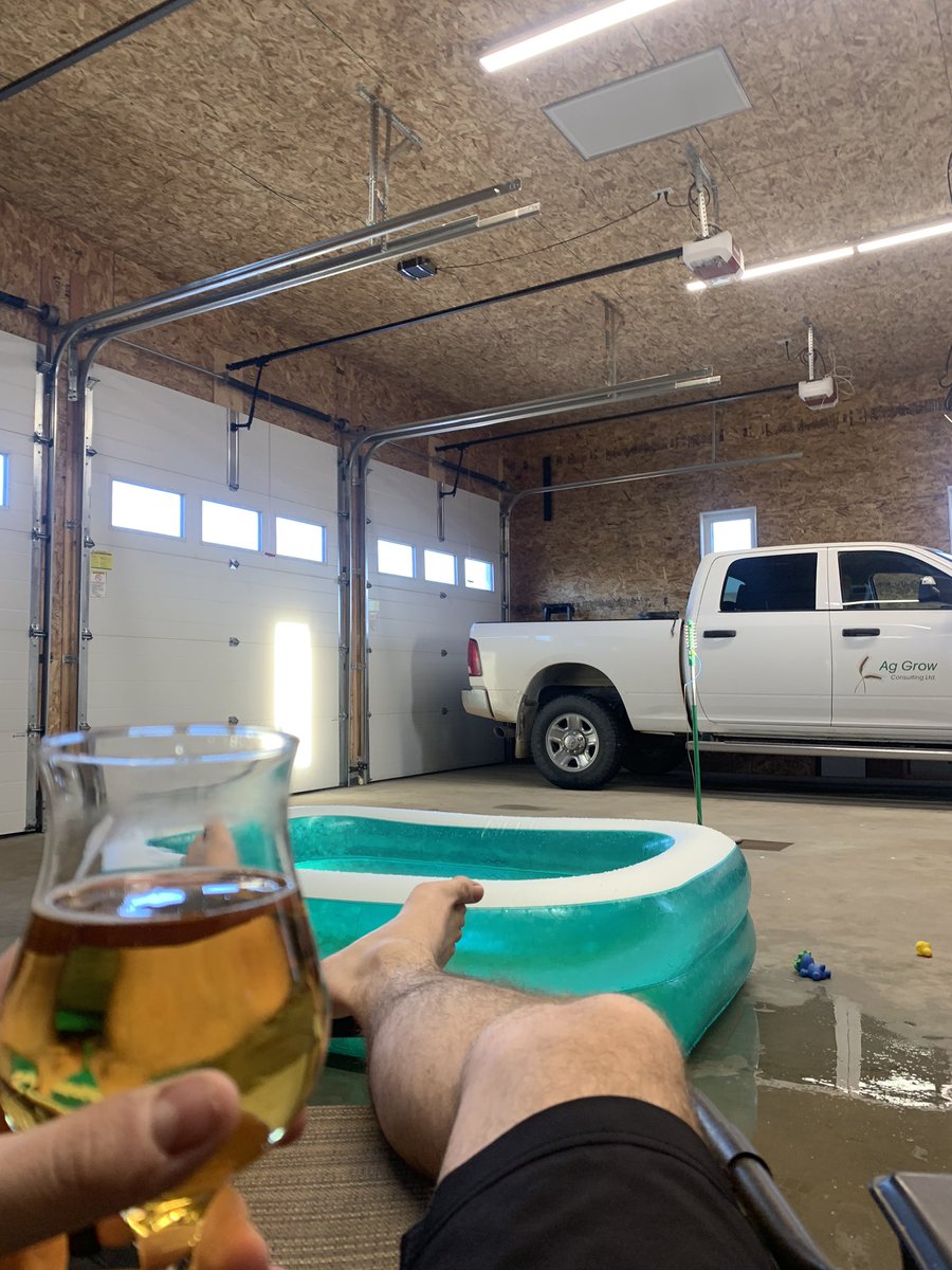 Set the furnace to 25 Celsius, set up the pool for the kid and get the beers flowing. #staycation2020 #fuckcovid #garagebeers