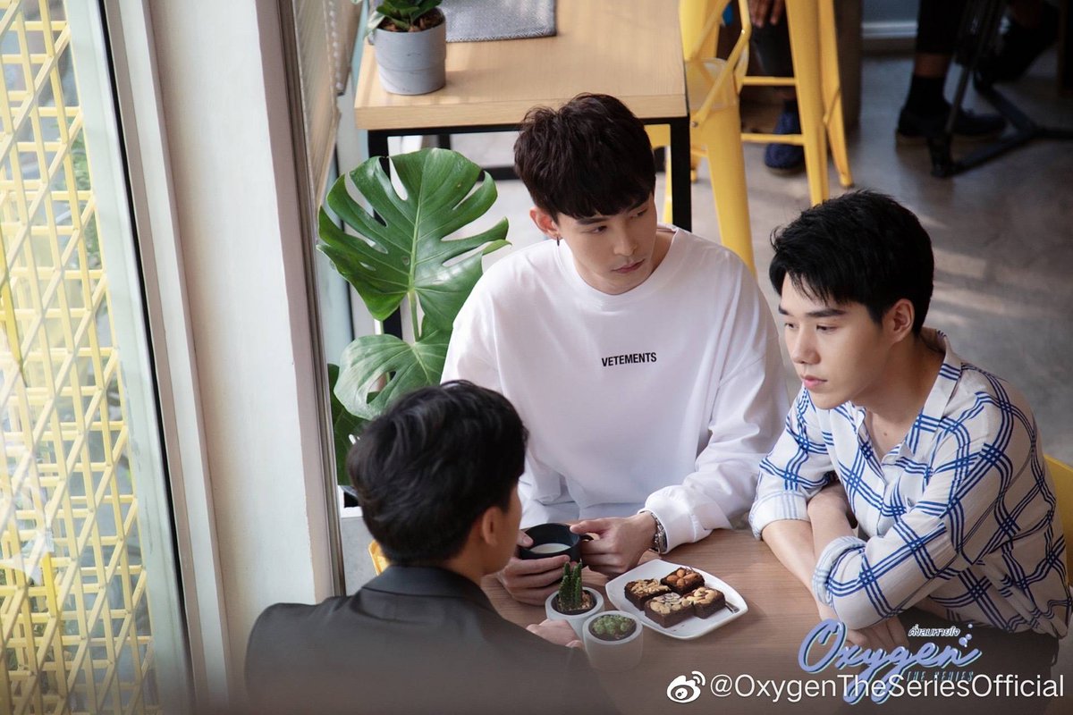 AllforSupanut's tweet photo. Can't take Solo's eyes off Gui !!

#Oxygenตอนจบ https://t.co/yWgSABj7BO