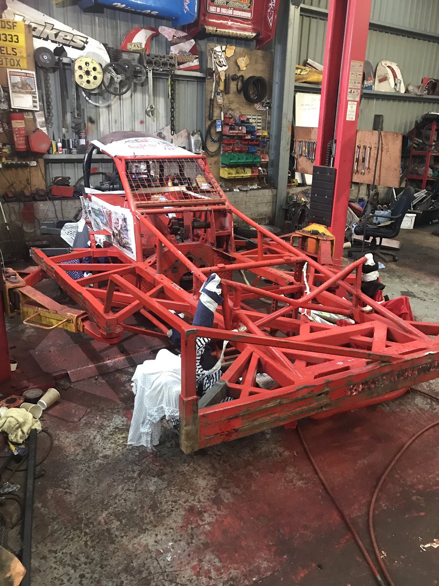 Nigel Harrhy tweet media