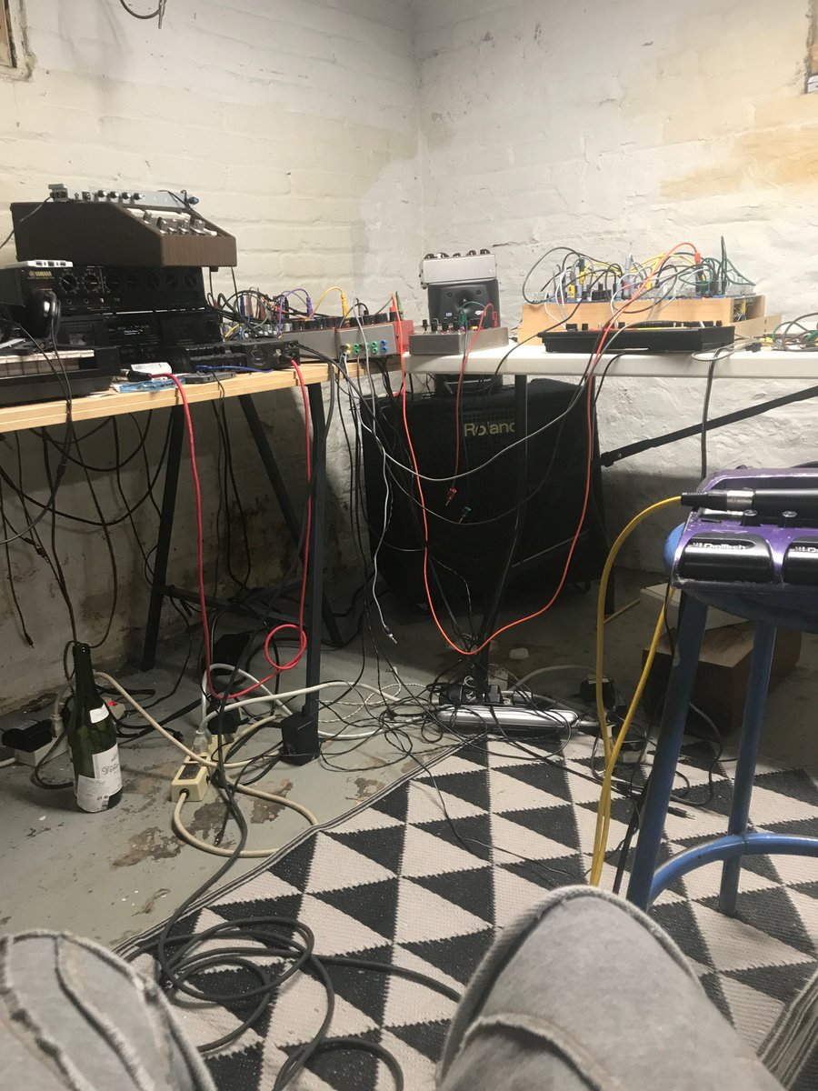 3/ (continued) A palpable energy of on-the-fly ideas and the joy of creating something new. The combination of Nappa's flow and FX-blitzed vocals with Pat Cain's gnarly production and inventive rhythms is just total magic to my ears.