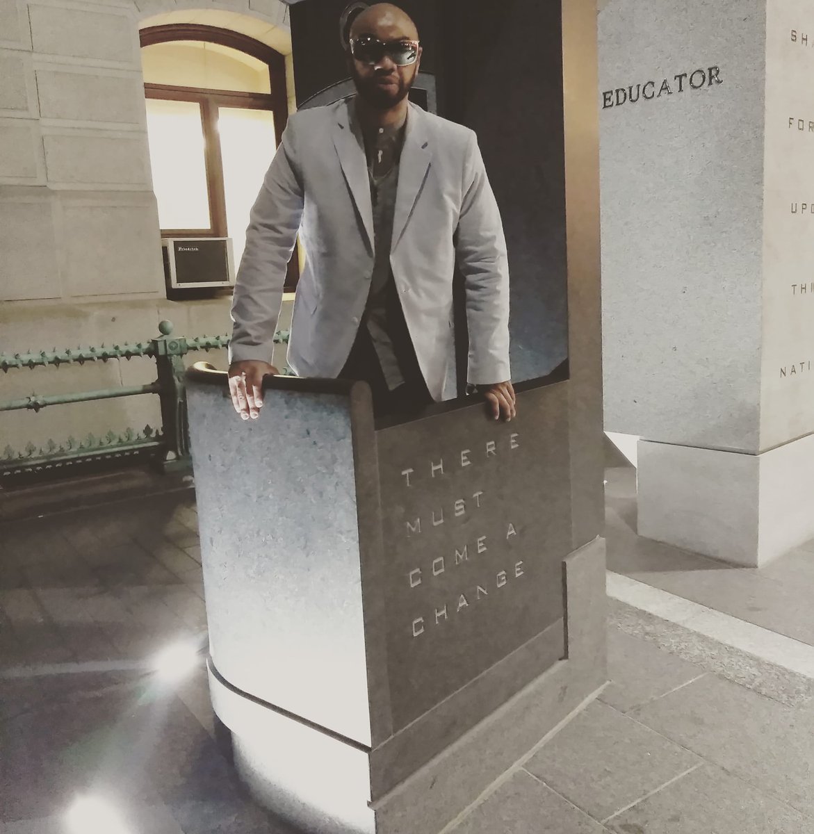 tirrickosmith's tweet photo. There must come a change!!!!!!!
#tirrick #obadiah #moviepremiere #smith #hardwork #letsmakemoves #letsgogetit #lastshot #film #television #theatre #music #literature #movie #watchthem #educator #change #standingovationsentertainment #city #citylights #redcarpet #philadelphia https://t.co/EbV4VtoxHb