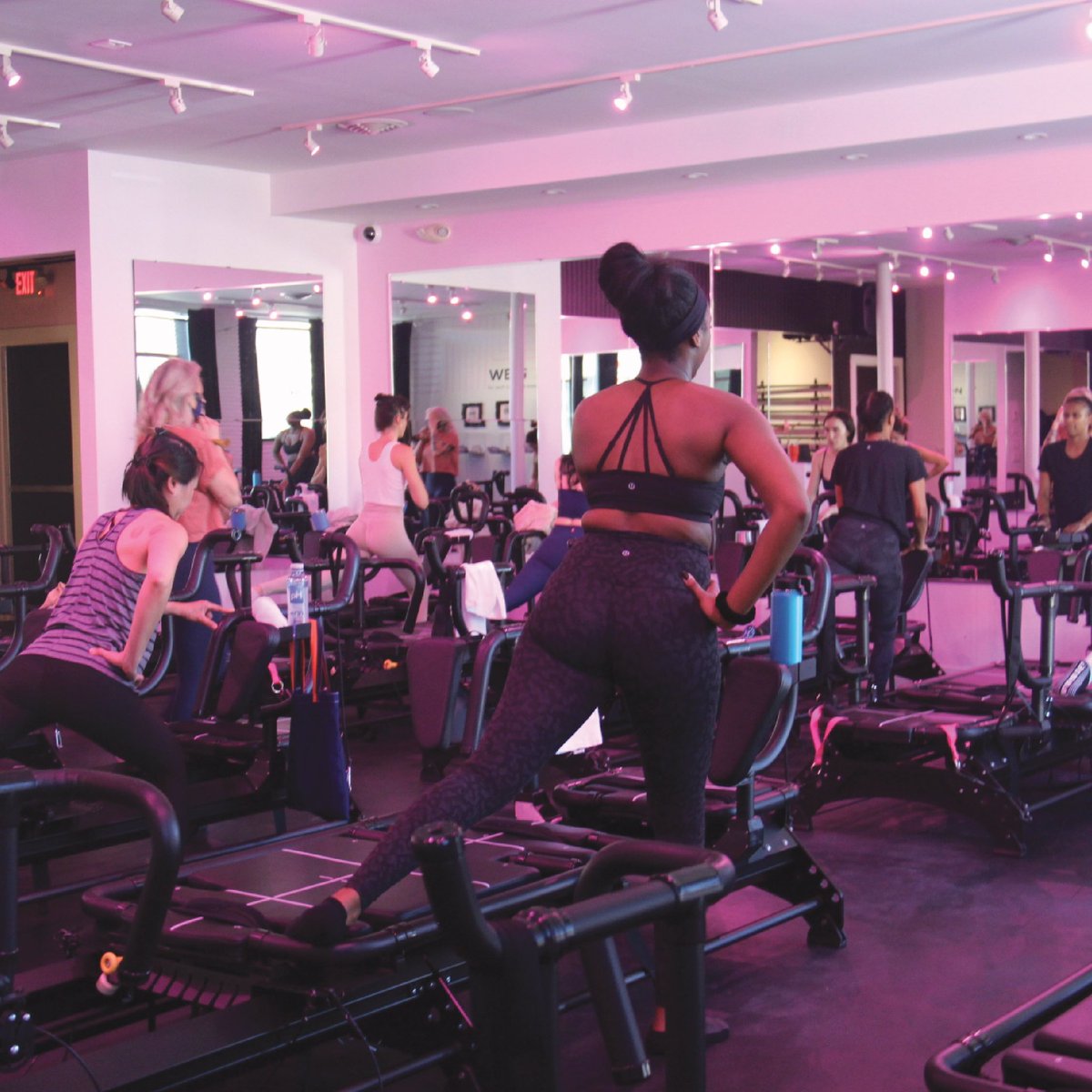 WHY DO WE SHAKE?

➡️➡️➡️ When the body is training at an effective intensity 💪and the muscles are being effectively stimulated, the results can be maximized.💯🔥