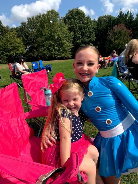 OurMilitaryKids's tweet image. "Thank you so much for the grants for my girls as I continue to recover. Kourtney is in her 3rd year of competition #dance and her little sister Kenzie is dreaming of her big day on stage!" ❤️

#KnowYourMil #WoundedVeterans #MilitaryKids #KidsServeToo