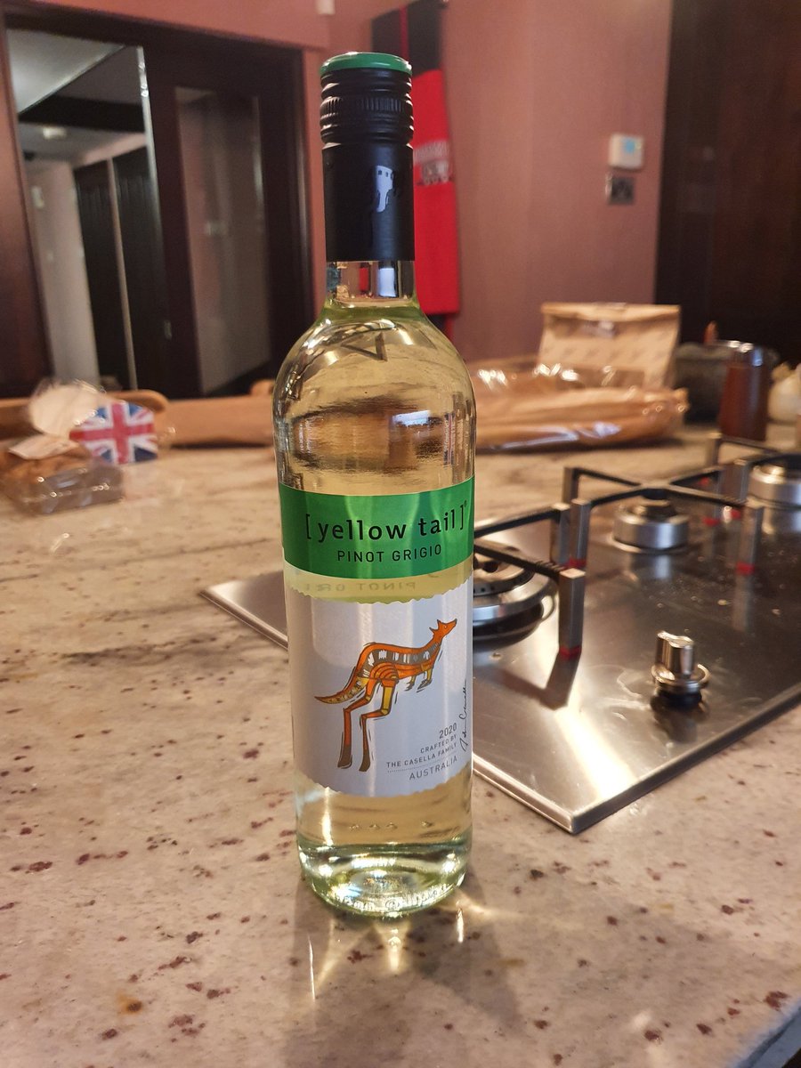 I could have bought a French wine but, then again, Macron is trying to steal our fish.  Decided to plump for an Ozzie bottle tonight to support them against the Chinese State.  #SupportAustralia buy an Ozzie tipple tonight!