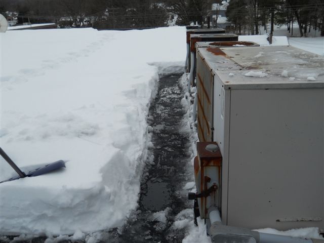 Winter best practices for your commercial roof ow.ly/hn2d50CuFm4