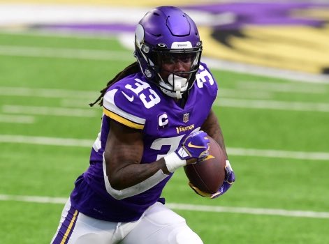 NFL_Stats's tweet photo. Derrick Henry           Dalvin Cook

 114.3       RUSH YPG     113.0
   4.9             YPC              5.2
    93          REC YDS        255
    12         TOTAL TDS       14 https://t.co/I2dhEmArzj