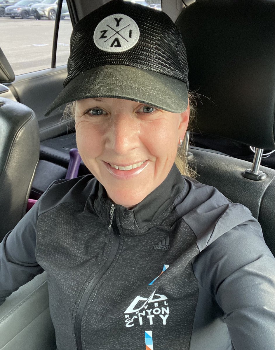 keeprunningkris's tweet photo. I love Saturdays! Hope everyone has a great day and gets outside to move! #getoutside #run #runyyc #yyc #stridesrunstreak #runstreaker #day371 #runhappy #gratefultorun #runwithrivs #prayingwithmyrunningshoeson #calgaryrunner #canadianrunner https://t.co/e3oS31siQR