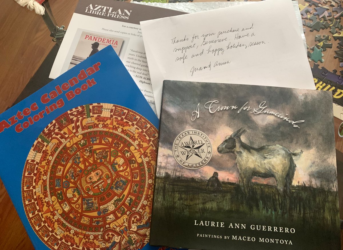 genevie79cr's tweet image. Okay...ya! I had a blast presenting and learning this morning at the #LanguageConference...but I have a final paper due mañana y no se va a escribir solo!!! I guess I’ll have to wait to enjoy today’s book mail from #AztlanLibrePress!