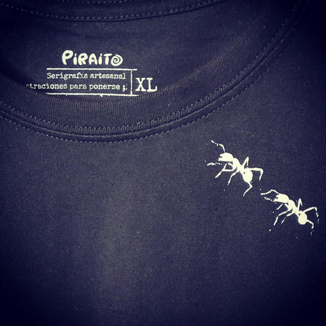 piraito's tweet photo. 🐜 Ilustraciones para ponerse. 🐜🐜 Caravana de hormigas. 🐜 Abrir todas las puertas a lo irracional. 🐜🐜
https://t.co/NlLOFFaz4t https://t.co/JIT8YafoYK