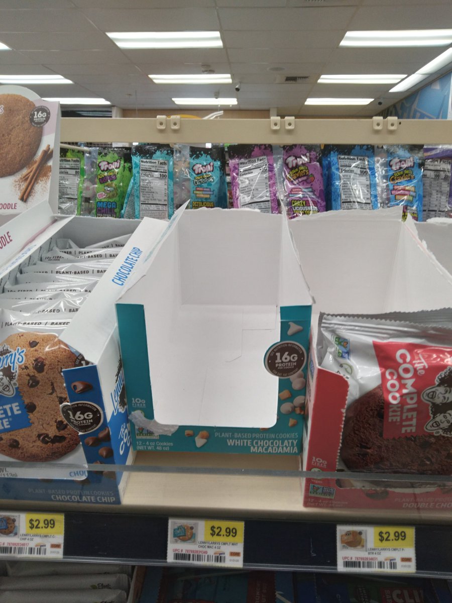 BarryAllanMcGh1's tweet image. Everywhere I go this seems too happen... #note #sponsors
#TwitterUnderworldTelevision
#storm #twitter