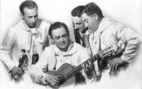 FolkloricaFM987's tweet photo. 🎙Aire para #FolkloreALaCarta
Con la conducción de @eugequibel y Norberto Passera
🎵 En las cartas musicales de hoy, un homenaje a Hilario Cuadros en un bloque cuyano!
Escuchalos hasta las 20hs por FM 98.7 y por https://t.co/W0bIkpQfX2
📻#FM987 #Argentina #Radio https://t.co/mRl5UmjkhH