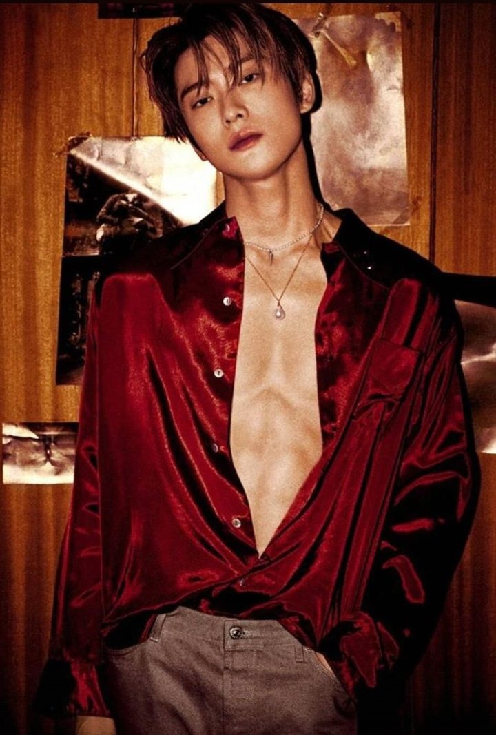 Jaehyun as Ballaladeva - twin brother of Amarendra bahubali n had crush on devasena n still does