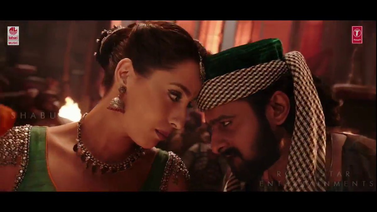 Shotaro as dancer in green blouse