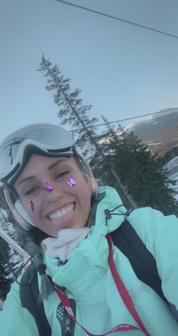 Hope everyone is having a lovely day! https://t.co/ipIDFtEuDe