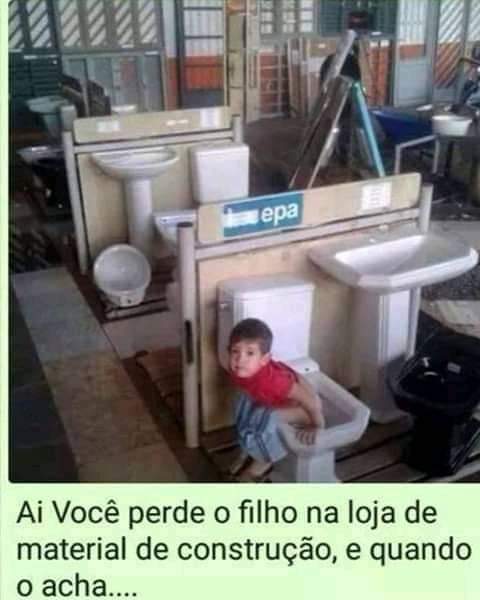 DissePipo's tweet photo. aprendeu com o Papai, porém no lugar errado kkkk https://t.co/VperHFB5WA
