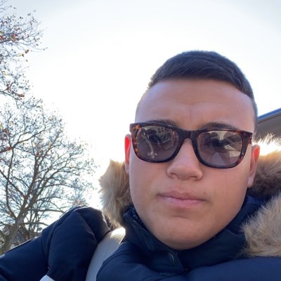RobertJosephh's tweet photo. #NewProfilePic https://t.co/Gv29sXIyCP