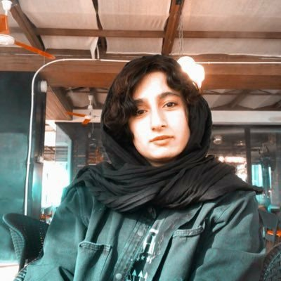 Manyekdaneshju's tweet photo. محکومیت #مرجان_اسحاقی به ۵ سال حبس در روزهای تعطیلی  دانشگاه... #ویروس_سرکوب https://t.co/gA74bkIooG
