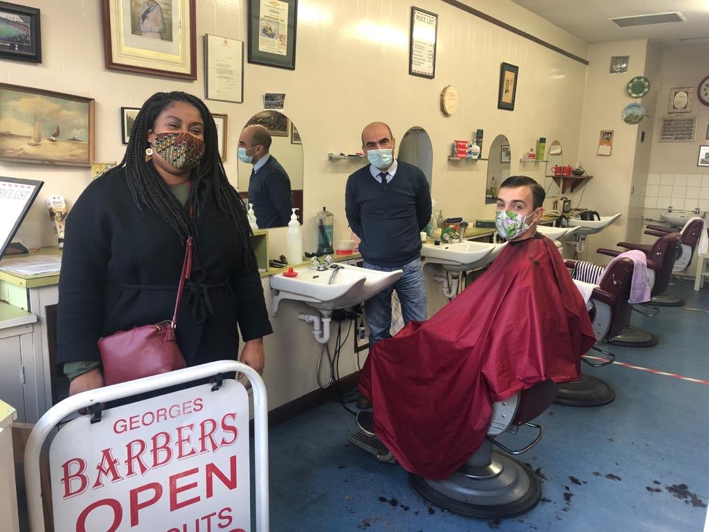 Catching up at George’s Barbers, which must be one of the oldest businesses in the constituency.Our hairdressers are really important community hubs  #SmallBusinessSaturday   [4/10]