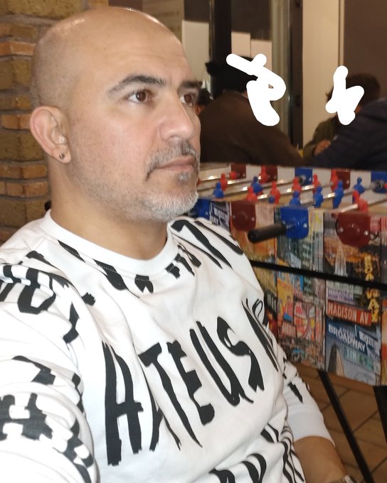 #macho #gay #italian https://t.co/UQV2jJkhpk<a href="/tag/macho"class="tags">#macho</a><a href="/tag/gay"class="tags">#gay</a><a href="/tag/italian"class="tags">#italian</a>