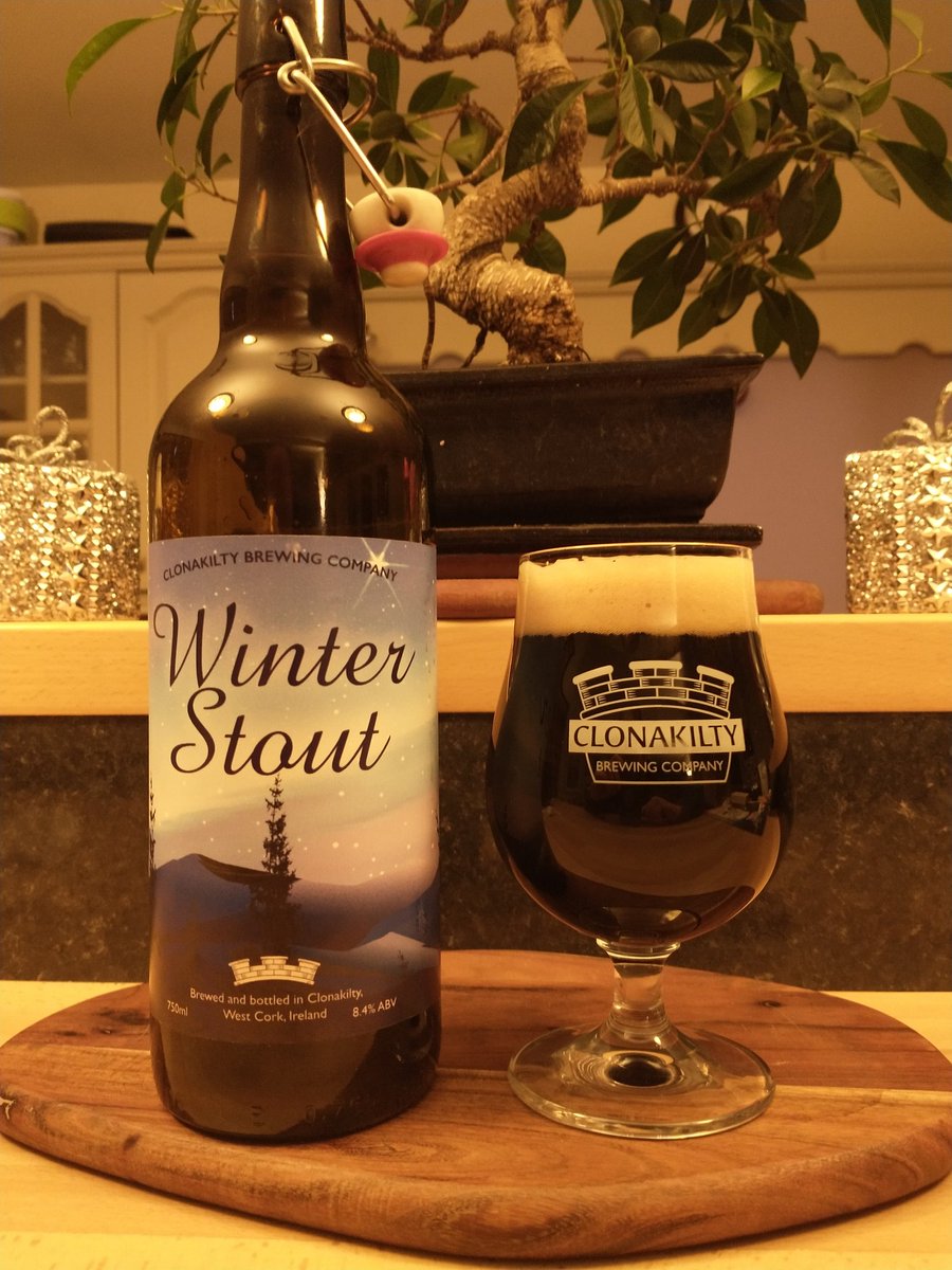whiskeytalk2U's tweet photo. 2nd #SaturdayNightSip from my home town @ClonakiltyBrew is a ltd ed peat smoked barley stout.. Perfect for us whiskey peat heads!

This is really gd, smooth, rich, dark peat smoke, dark treacle &amp; chocolate 😋, bottles are in shops now.. Check it out.

Frank where can it be found? https://t.co/9itpat7L28