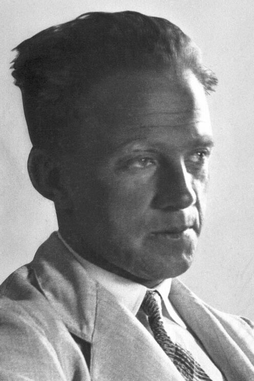 "Only a few know, how much one must know to know how little one knows."     ~ Werner Heisenberg