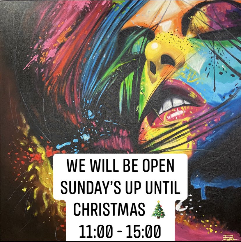 Christmas is coming 🎄 
#shopping #bespoke #pictureframing #rdguk #shoplocal #shopsmall #localindependants