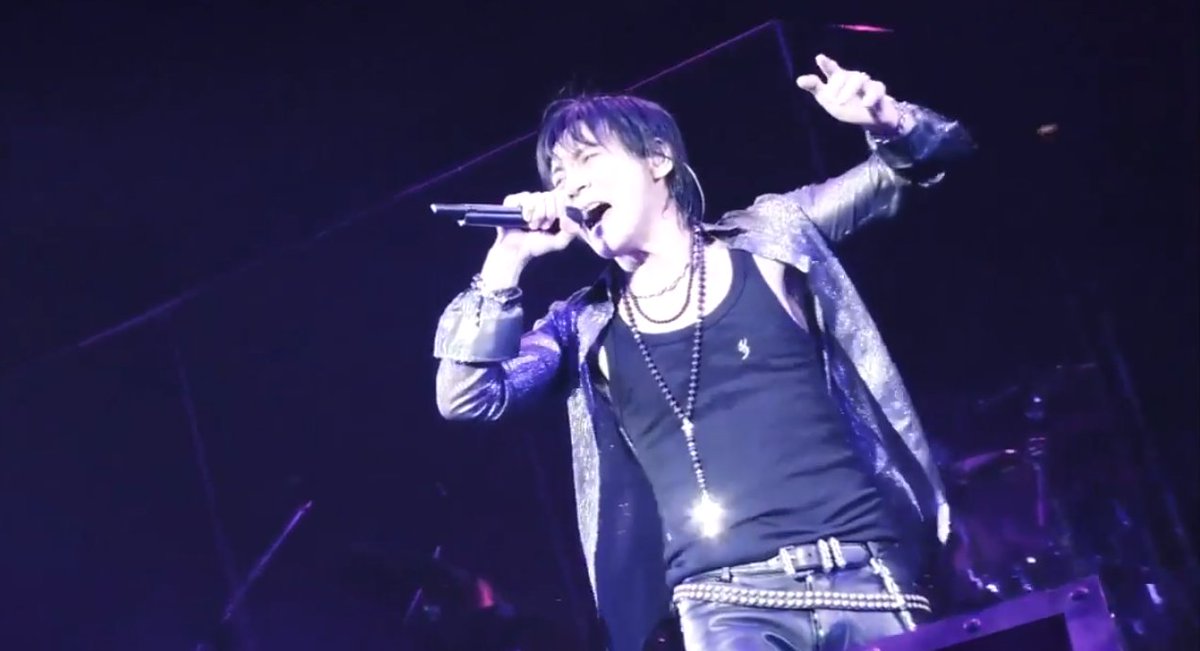 かまちゃん Today S My Song Silent Blue ロザリオは ロサンゼルスのアーティストに特注制作してもらい 傷んでは修理してを繰り返してきた 本人にとっても思い出深いものです 大切な宝物が 早く氷室さんの元に戻る事を願います T Co
