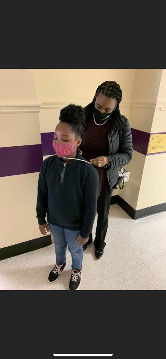 SGEcheetahs's tweet photo. 🎀 Thursday was our first “Girls in Pearls” Thursday! 
Through two large donations, we had enough pearls for all of our girls at South Greenville and ECU Community School!
Our young ladies were so excited to receive their pearls and they walked around with pride all day! 💕 https://t.co/QXshIieut5