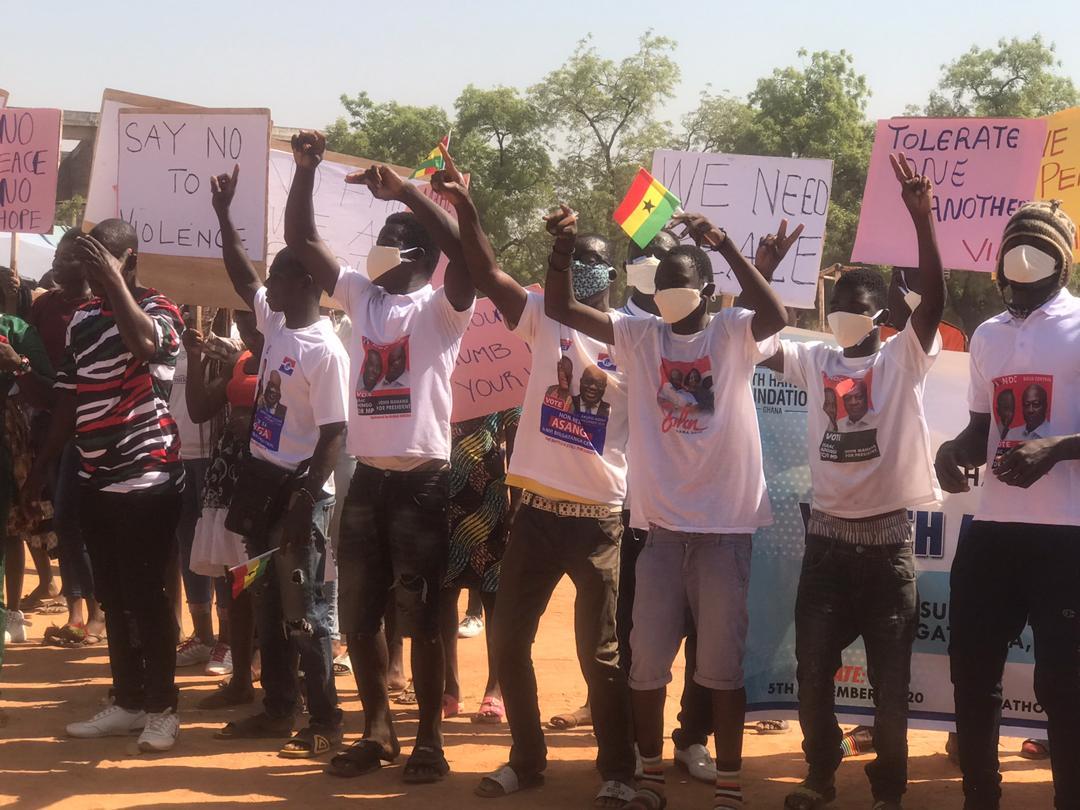 albertnyaaba13's tweet photo. Political opponents are not enemies. Give #peace a chance in the upcoming #Elections2020. Peace starts with you @CDDGha @PeaceCouncilGh @nccegh @YouthHarvestFGH @JohnKrugu @WANEP_Ghana @WANEP_Regional @EuropeInGhana @NPP_GH @OfficialNDCGh @Citi973 @tv3_ghana @priscilaperales https://t.co/PwxcOBjA5P