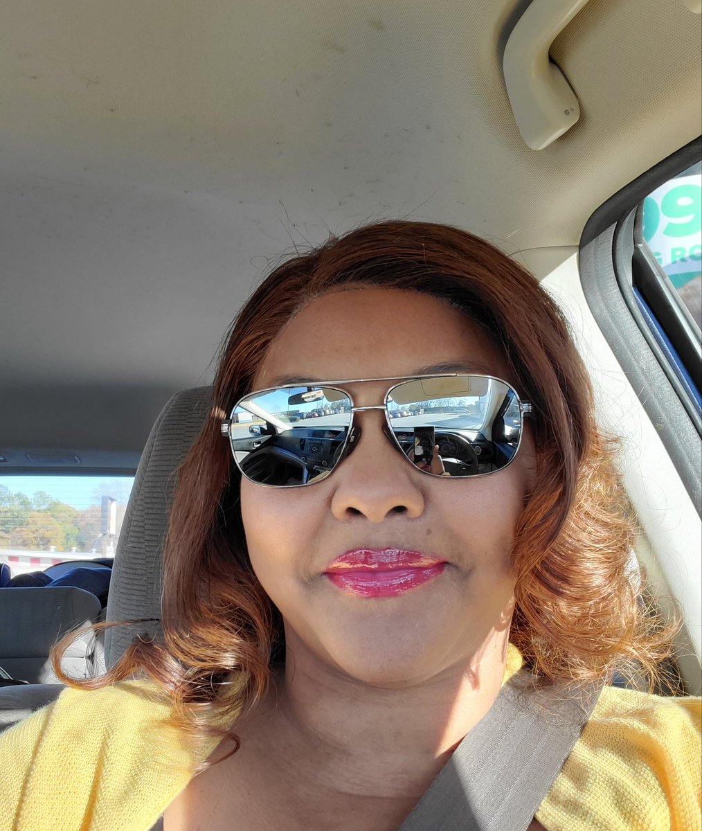 GWrown's tweet photo. New hairdo feeling myself a little https://t.co/k3QeQXnAcV