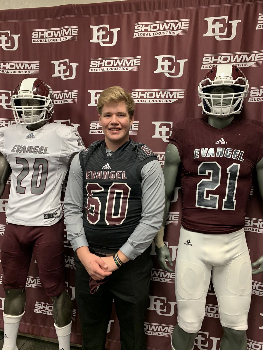 Had a great visit at Evangel University yesterday! Thank you @CoachFlo_ for showing me around! Great school and even better program! <a href="/CoachHepola/">Chuck Hepola</a> <a href="/CoachJDeSoto/">Jeremy DeSoto</a> @DaveYanak <a href="/CoachPerrone/">Coach Perrone (My Recruits)</a>