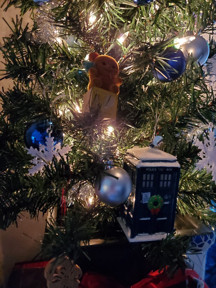MacneilKevin's tweet photo. A bit late to the tree party apparently, but here we are! Remember folks I suck at photos! Its Christmassy times! #kevinsshittytwitter #christmas #transformers #spiderman https://t.co/7B1DOoqB5t