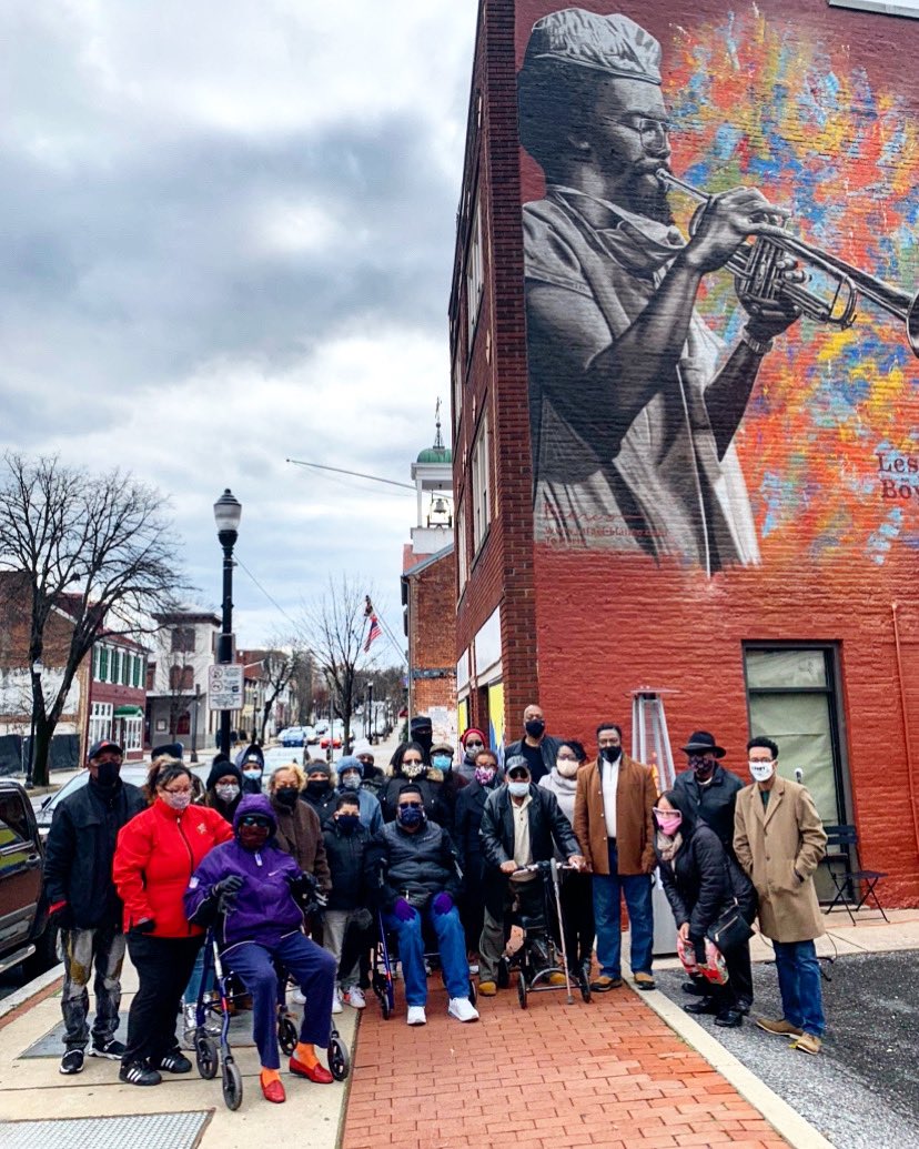 FredArtsCouncil's tweet photo. Celebrating Frederick’s new mural of jazz great Lester Bowie by artist Rafael Blanco with many Bowie family members in attendance @AarchSociety #frederickjazzfest #aushermanfoundation @frederickjazzfest @EricByrdTrio #joebrothertonquartet #creativefrederick https://t.co/ezfoAhFIU1