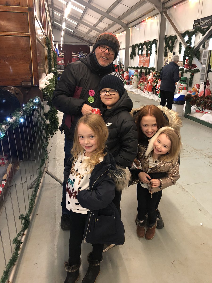 slipp3000's tweet photo. We took the kids on the Elf Express to Cringletown (aka Keighley) today. Had a great time on the steam train, meeting Santa and his Elves.
#Christmas #ElfExpress https://t.co/MBLSYvadXH