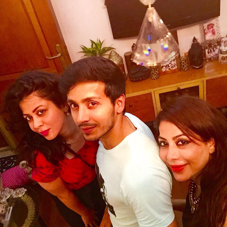 I vote #ParamSingh for #Haiwaan
#TVPersonalityWithRajBaddhan
<a href="/RajBaddhan/">Raj Baddhan</a> <a href="/SabrasRadio/">Sabras Radio</a> @BizAsia
Favourites ❤