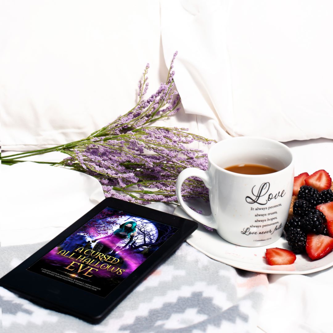 The_BookPub's tweet photo. Looking for your next reading addiction? We’ll thrill you with something spicy and tempt you with the sweet with this limited-edition boxed set. Get your copy now! 
#cursedhallowseve #shifters #vampires #urbanfantasy #KU #KindleUnlimited
https://t.co/uzQo2YEzf9 https://t.co/sD9U7ZbsAy