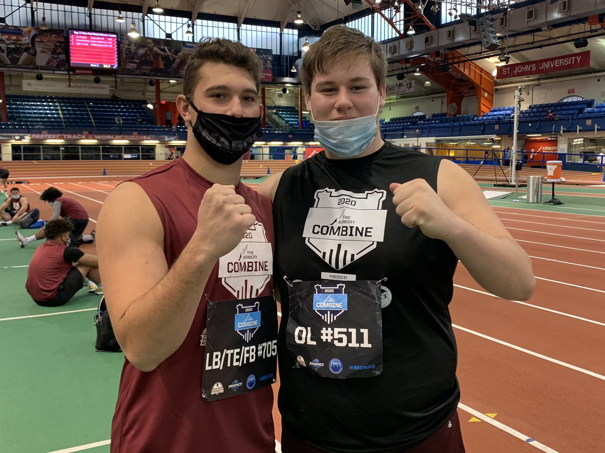 HTownHuskyFB's tweet photo. Huskies well represented at the @ArmoryCombine today. Way to compete boys!  #HuskyCountry special thanks to @prospectnys @TrckFootball @BrianHawkins4 @MarcVitticore @AthWestchester for putting this together. https://t.co/4bCAhpfksS