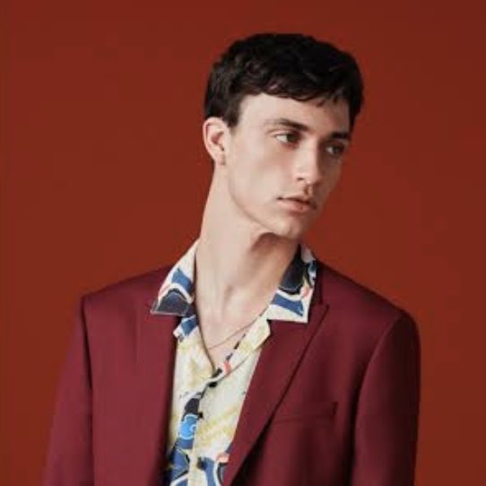 how to make ur twitter red— a thread